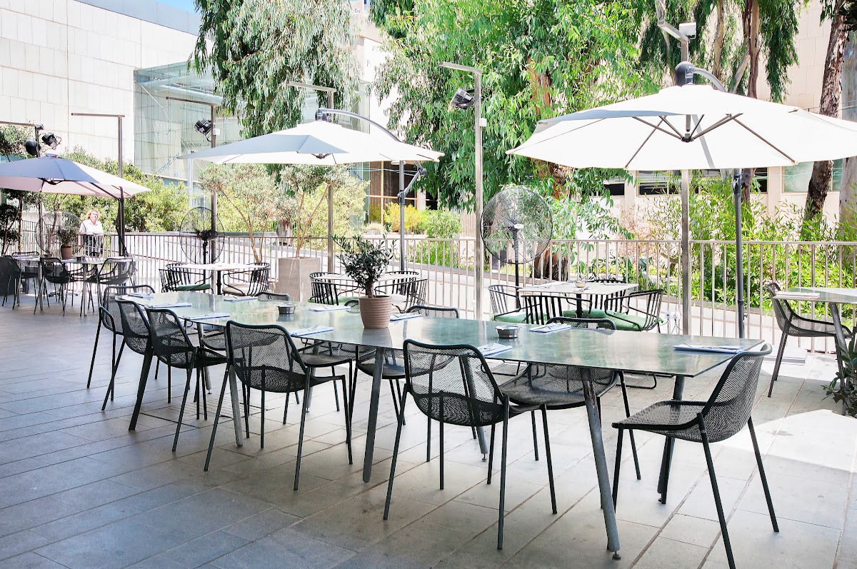 Pastel restaurant